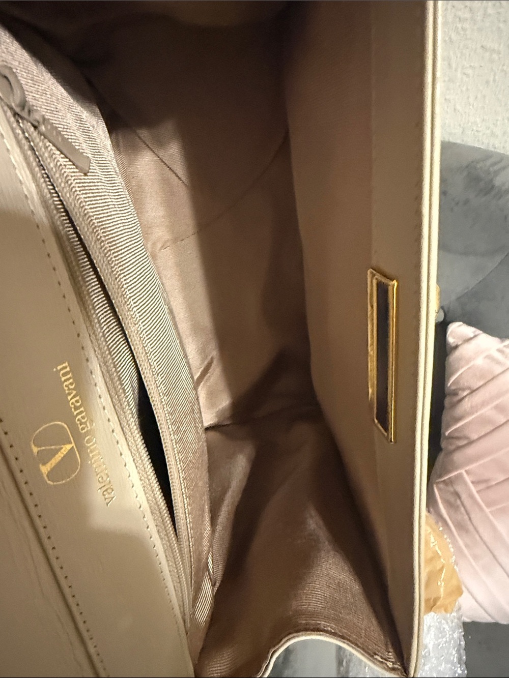 Valentino Garavani Two-Tone Cream and Dark Brown Leather Top-Handle Satchel - Picture 4 of 11